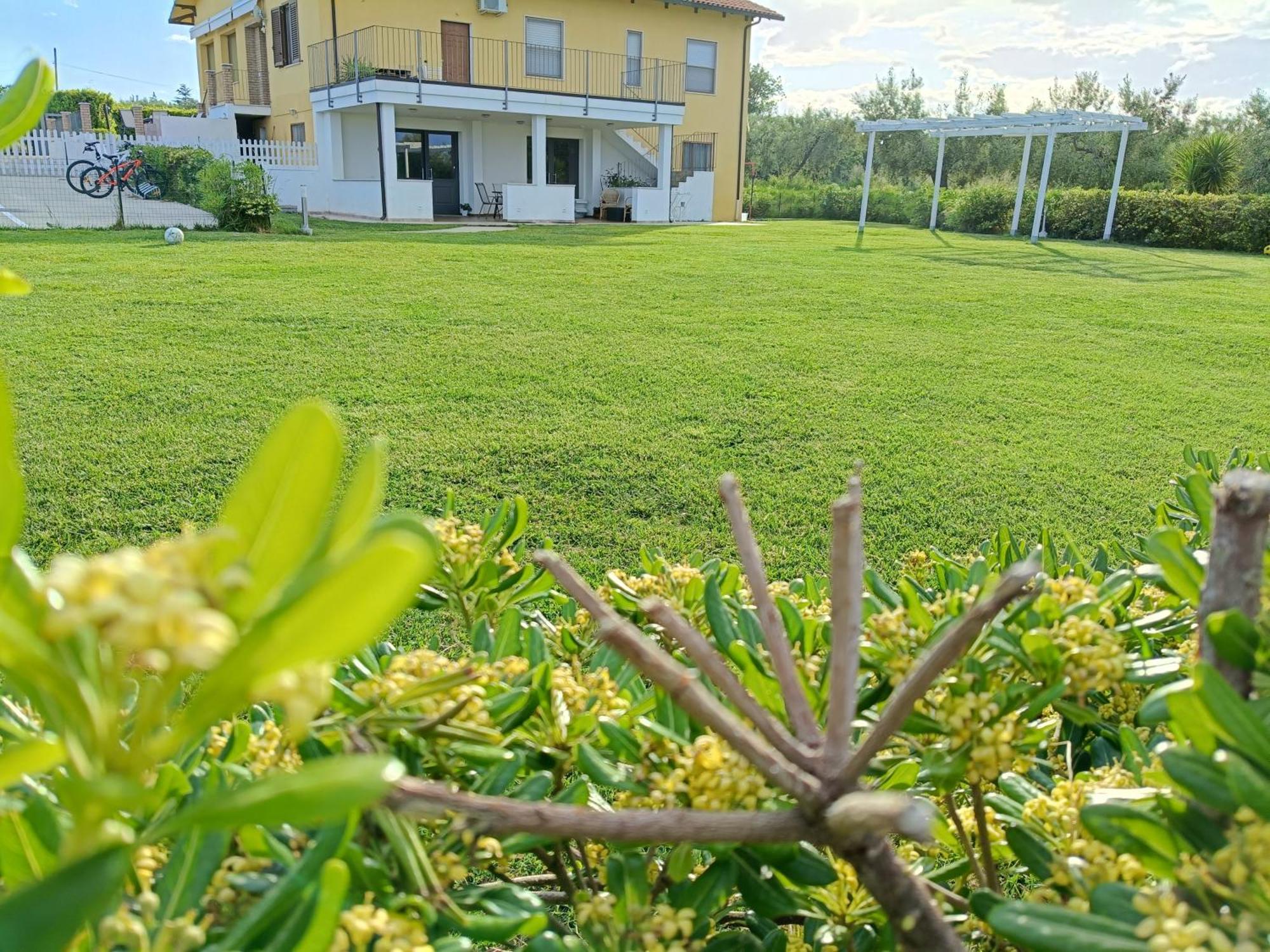 فاستو Natura E Mente Camere E Relax المظهر الخارجي الصورة